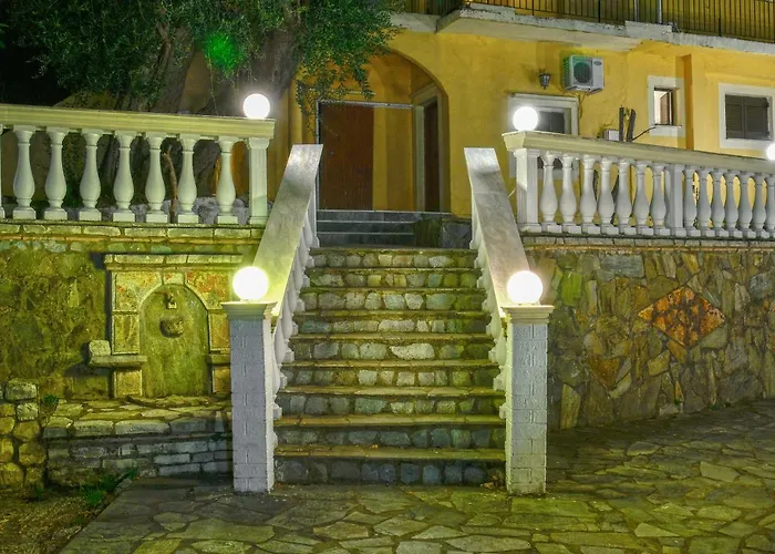 Corfu * Agioi Deka (Corfu)