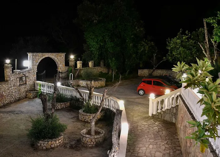 Corfu * Agioi Deka (Corfu)